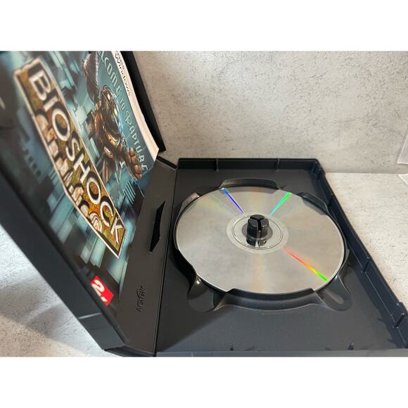 Bundle - Bioshock and Bioshock 2 PC DVD 2K Original with Manuals - Picture 3 of 7